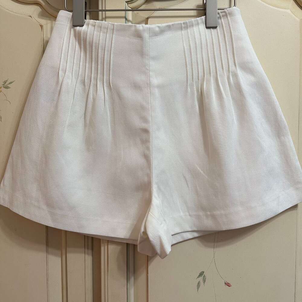 Club Monaco White Pintuck Short